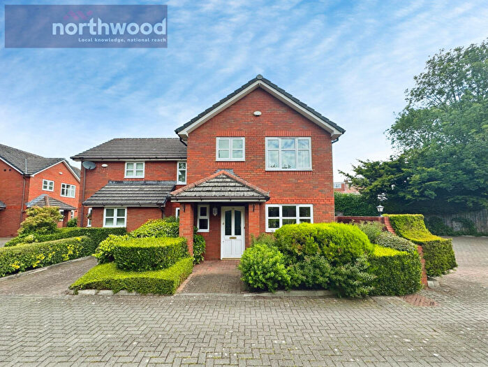 3 Bedroom Semi-Detached House For Sale In Cherry Tree Mews, Heswall, Wirral, CH60
