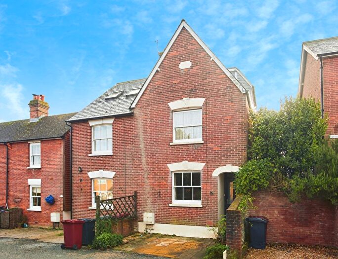 3 Bedroom Semi Detached House For Sale In Carron Lane, Midhurst, West Sussex, GU29