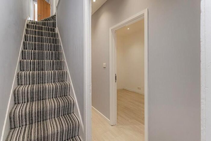 4 Bedroom Property To Rent In Alston Road, Edmonton, N18