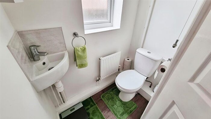 4 Bedroom Detached House For Sale In Vicarage Gardens, Willington, Crook, DL15