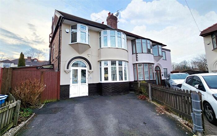 4 Bedroom Semi Detached House For Sale In The Lynxway, Liverpool, Merseyside, L12