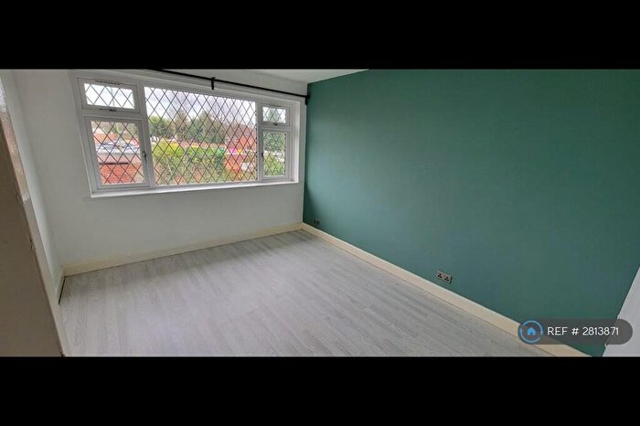 3 Bedroom Terraced House To Rent In Solihull Road, Shirley, Solihull, B90