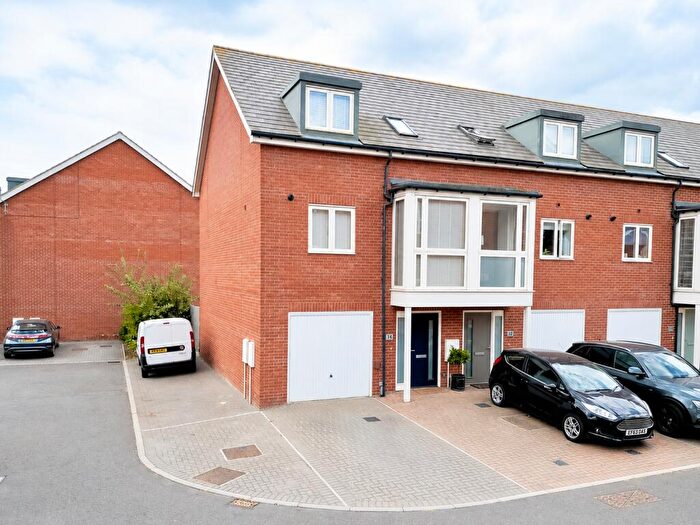 4 Bedroom Town House For Sale In Deben Meadows, Melton, Woodbridge, IP12