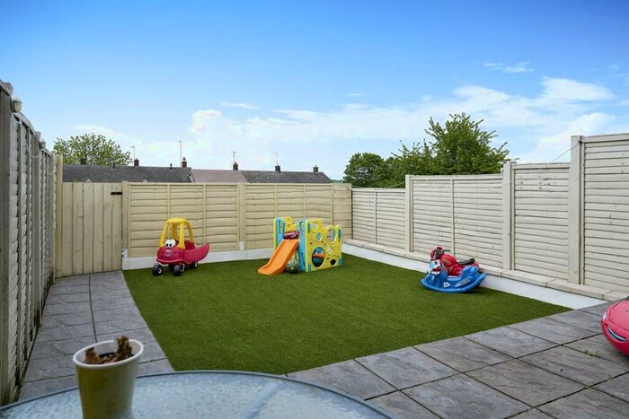 3 Bedroom House To Rent In Hawkridge Drive, Pucklechurch, Bristol, BS16