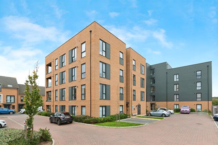 1 Bedroom Flat For Sale In Windstar Drive, South Ockendon, RM15