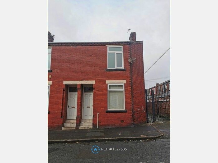 2 Bedroom End Of Terrace House To Rent In Manchester, Manchester M9