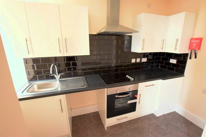 1 Bedroom Flat To Rent In Market Place, Wirksworth DE4
