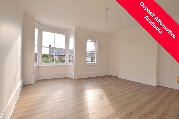 2 Bedroom Maisonette To Rent In High Street, Merstham, Redhill, Surrey, RH1