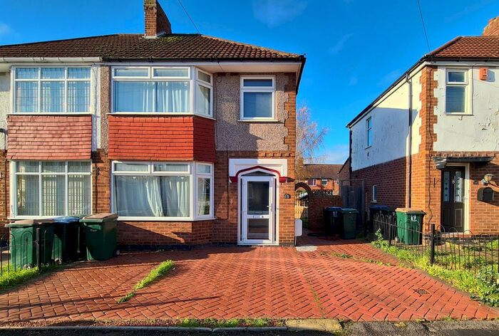 3 Bedroom Semi-Detached House To Rent In Glover Street, Coventry, West Midlands, CV3