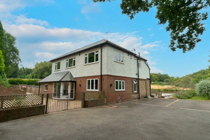 4 Bedroom Detached House For Sale In Stockbury Valley, Sittingbourne, ME9