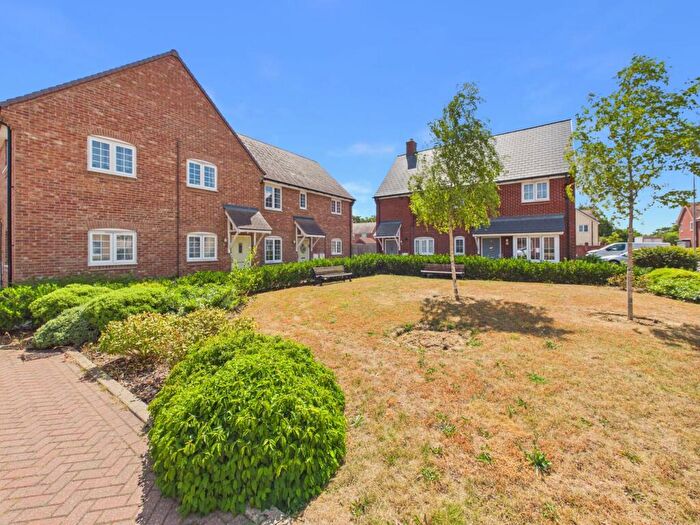 2 Bedroom Maisonette For Sale In Harper Lane, Halstead, CO9