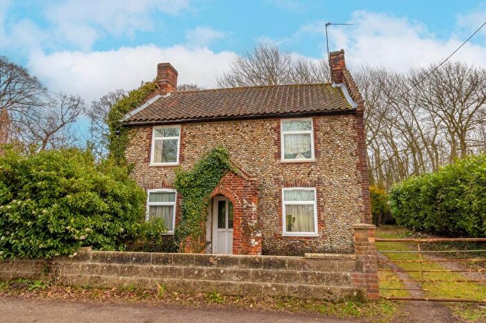 3 Bedroom Detached House For Sale In Creake Road, Sculthorpe, NR21