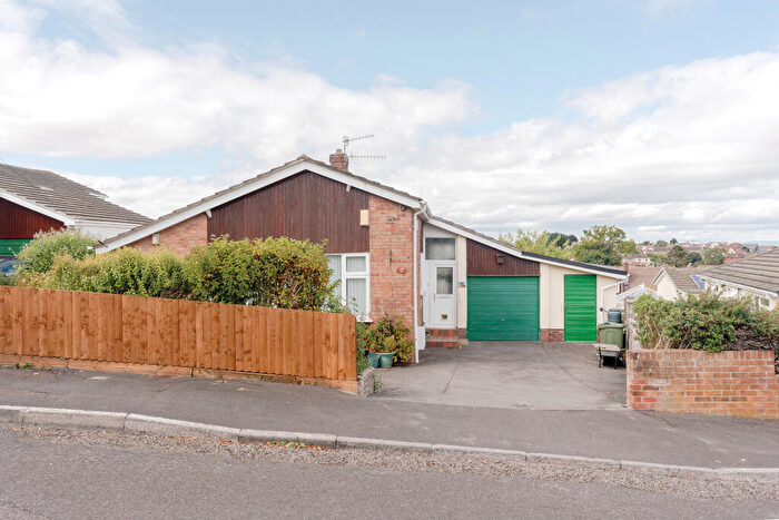 3 Bedroom Bungalow For Sale In Brookside, Pill, Bristol, Somerset, BS20