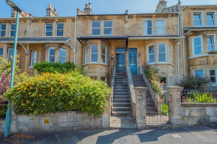 4 Bedroom Terraced House To Rent In Gordon Road, Bath, BA2