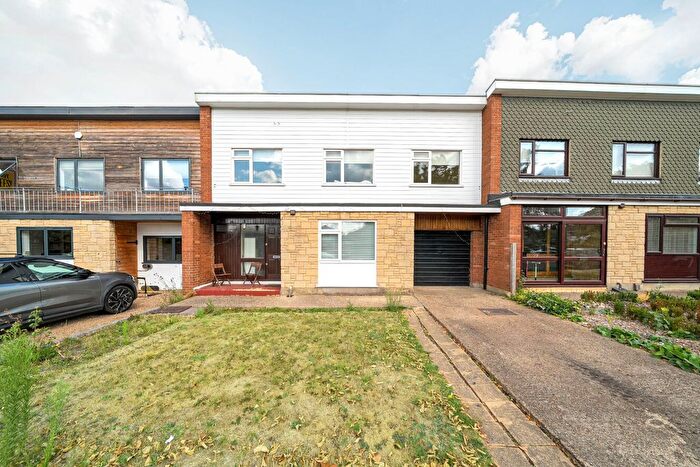 5 Bedroom Terraced House For Sale In Albyfield, Bromley, BR1