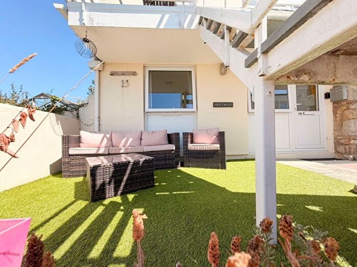 1 Bedroom Flat For Sale In West End, Marazion, TR17