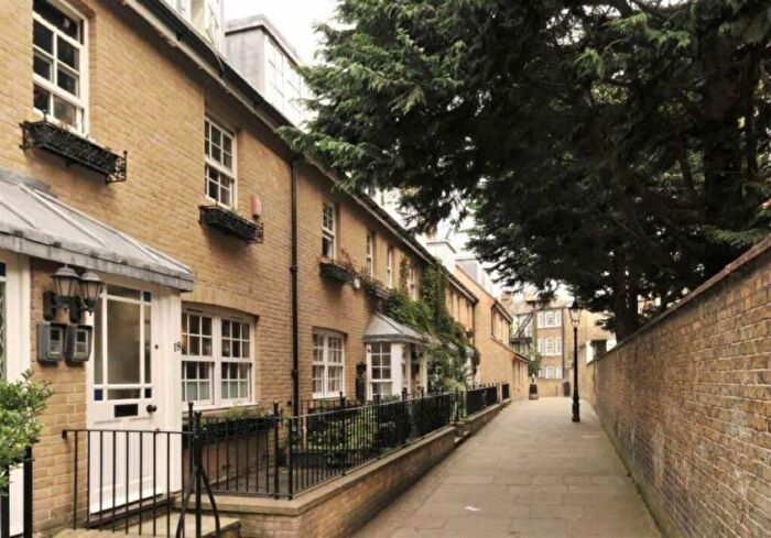 3 Bedroom Terraced House To Rent In Streatley Place Hampstead Village, NW3