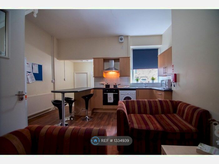 4 Bedroom Flat To Rent In Ecclesall Road, Sheffield, S11