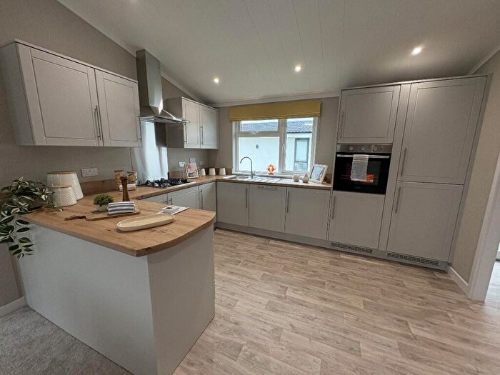 2 Bedroom Park Home For Sale In The Newmarket Sandy Bay, SS8