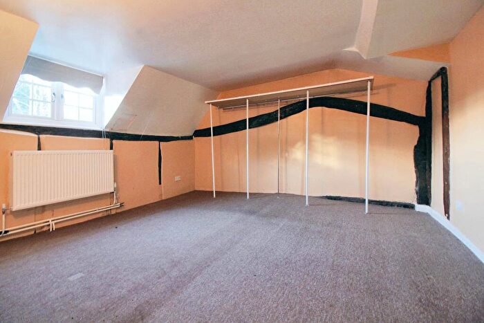 2 Bedroom Cottage For Sale In Gable End Cottage Hampden Road, Speen, HP27