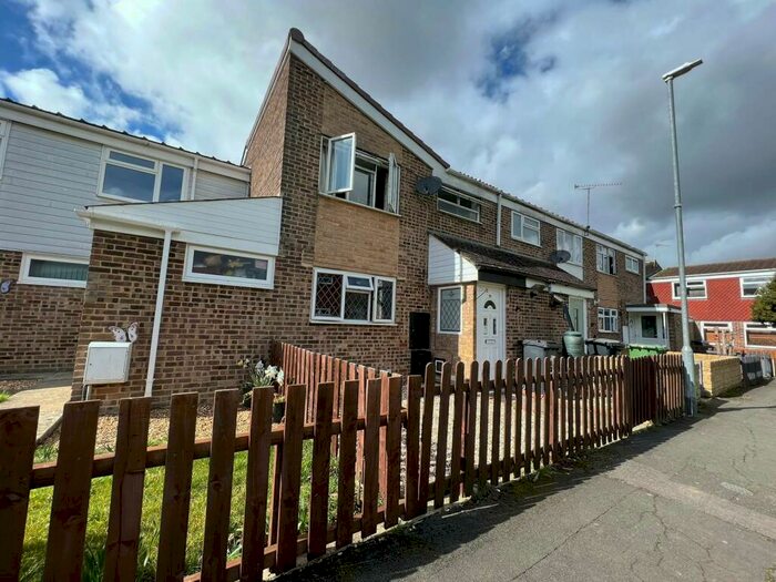 3 Bedroom Terraced House To Rent In East Swindon, SN3