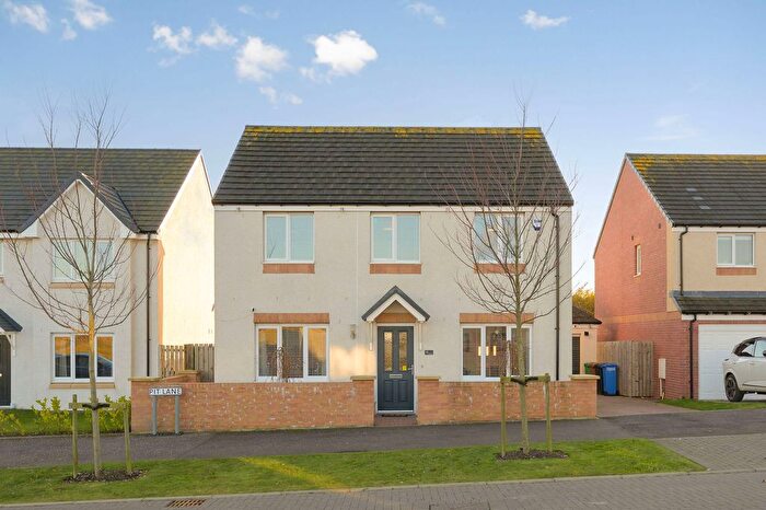 4 Bedroom Detached House For Sale In Pit Lane, Dunfermline, KY12