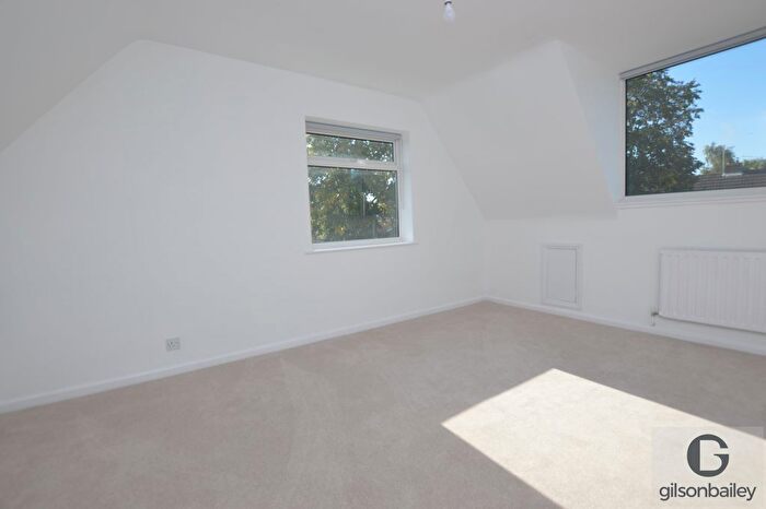 2 Bedroom Chalet To Rent In Braydeston Crescent, Brundall, Norwich, NR13