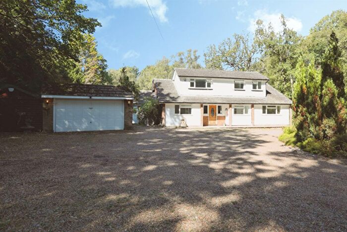 4 Bedroom Detached Bungalow For Sale In Lake View Road, Felbridge, East Grinstead, RH19