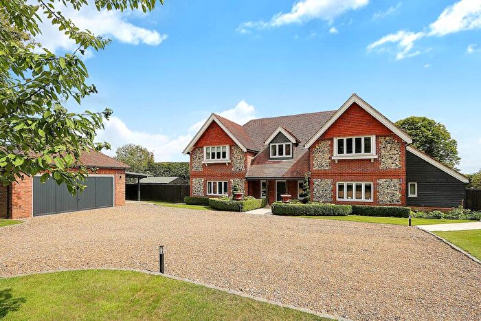 5 Bedroom Detached House For Sale In Prime Location - Bethesda Street, Upper Basildon, RG8