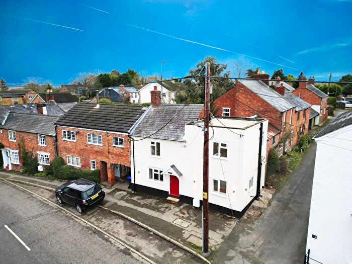 3 Bedroom Cottage For Sale In Station Road, Northampton, NN6