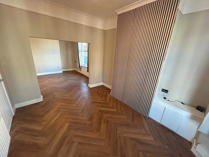 3 Bedroom House To Rent In Wykeham Street, Kirkdale, L4