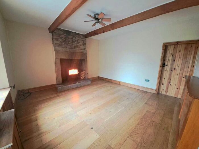 2 Bedroom End Of Terrace House To Rent In Radford Street, Darwen, Lancashire, BB3