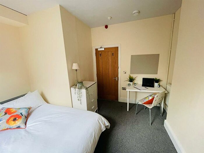 1 Bedroom Apartment To Rent In No Holding Deposit, Southey Street, Arboretum, NG7