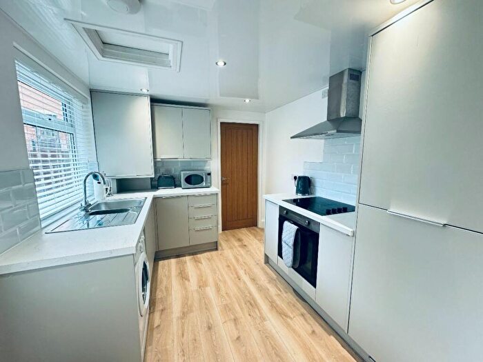 2 Bedroom Flat To Rent In Grafton Road, Whitley Bay., NE26