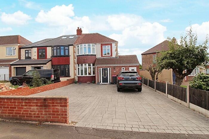 3 Bedroom Semi-Detached House For Sale In Bent Lathes Avenue, Rotherham, S60
