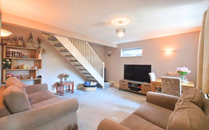 2 Bedroom Semi Detached House To Rent In Hexham Close, Owlsmoor, Sandhurst, Berkshire, GU47