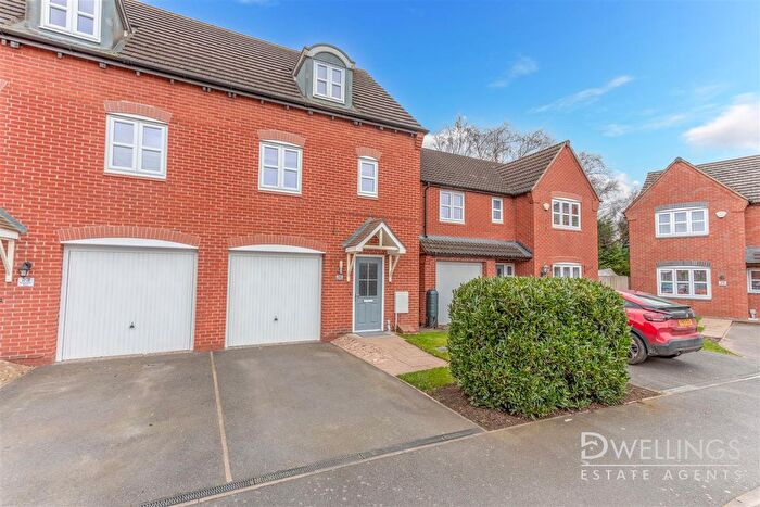 3 Bedroom End Terrace House For Sale In Bridgewater Road, Burton-On-Trent, DE14