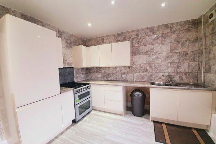 1 Bedroom Flat To Rent In Norwood Road, Sheffield, S5