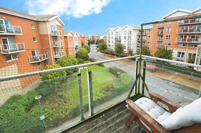1 Bedroom Flat For Sale In Taliesin Court, Chandlery Way, Cardiff, CF10