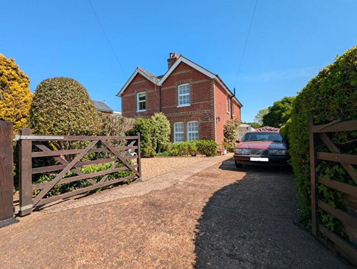 3 Bedroom Semi-Detached House For Sale In Ventnor Road, Apse Heath, Sandown, PO36