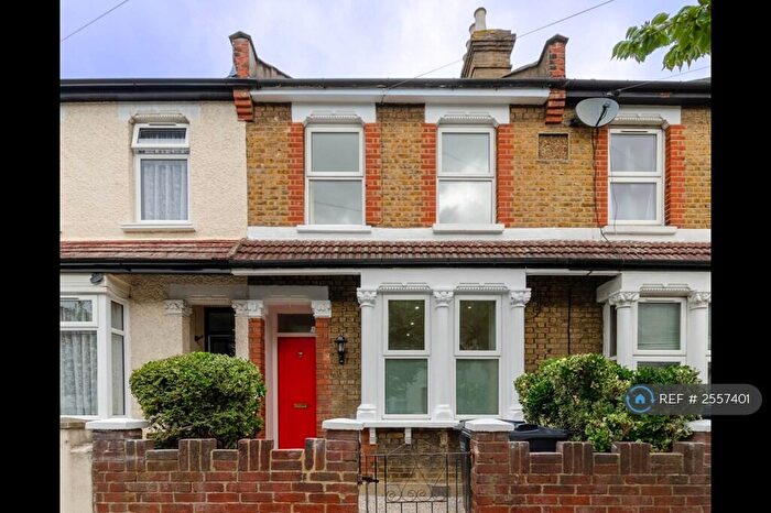 3 Bedroom Terraced House To Rent In Edward Road, Croydon, CR0