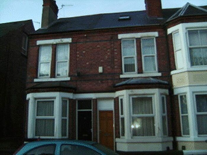 4 Bedroom Detached House To Rent In Gloucester Avenue, Nottingham, NG7