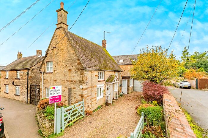 2 Bedroom Cottage For Sale In Kirby Road, Gretton, Corby, NN17