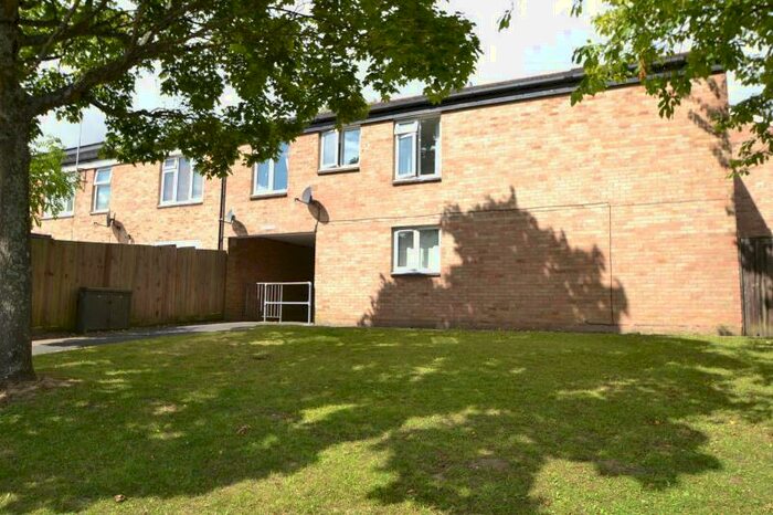 1 Bedroom Flat To Rent In Hogarth Court, Andover, Hampshire, SP10