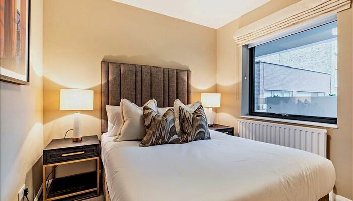 2 Bedroom Flat To Rent In Fulham Road, South Kensington, SW3
