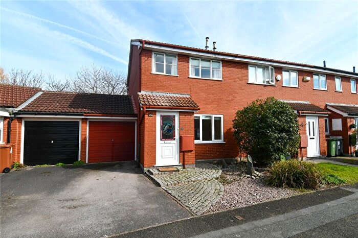 2 Bedroom Semi-Detached House For Sale In Kale Close, West Kirby, Wirral, CH48