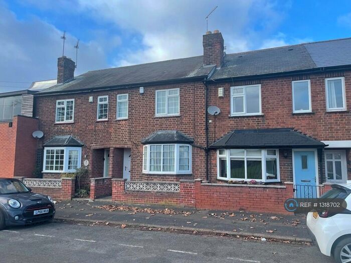 2 Bedroom Terraced House To Rent In Felton Road, Nottingham, NG2
