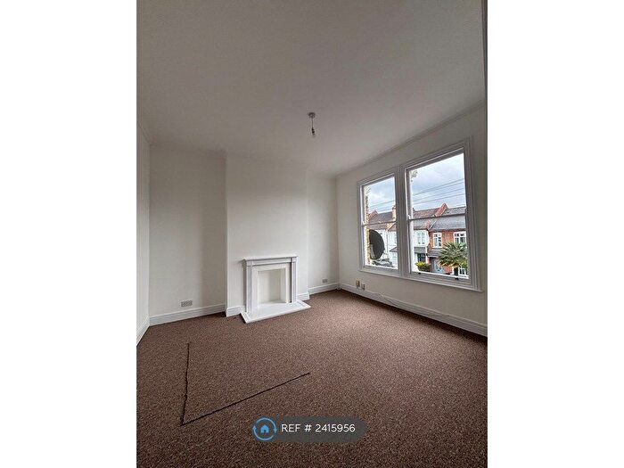 1 Bedroom Flat To Rent In George Lane, London, SE13