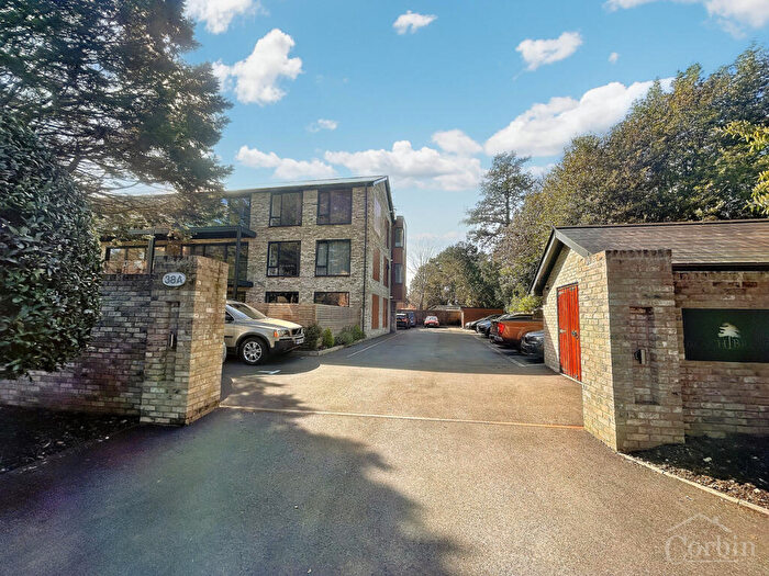 2 Bedroom Apartment To Rent In The Avenue, Poole, BH13