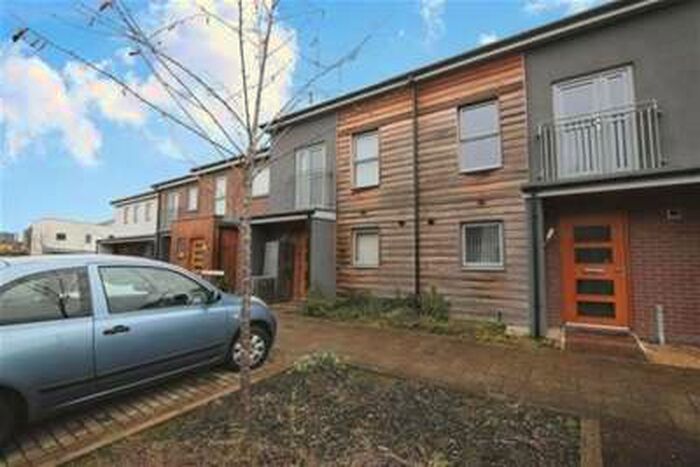 3 Bedroom House To Rent In Trinity Courtyard, Michaelmas Street, Gateshead, Tyne And Wear, NE8